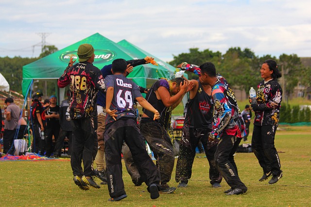 直被視為曼 直被視為曼